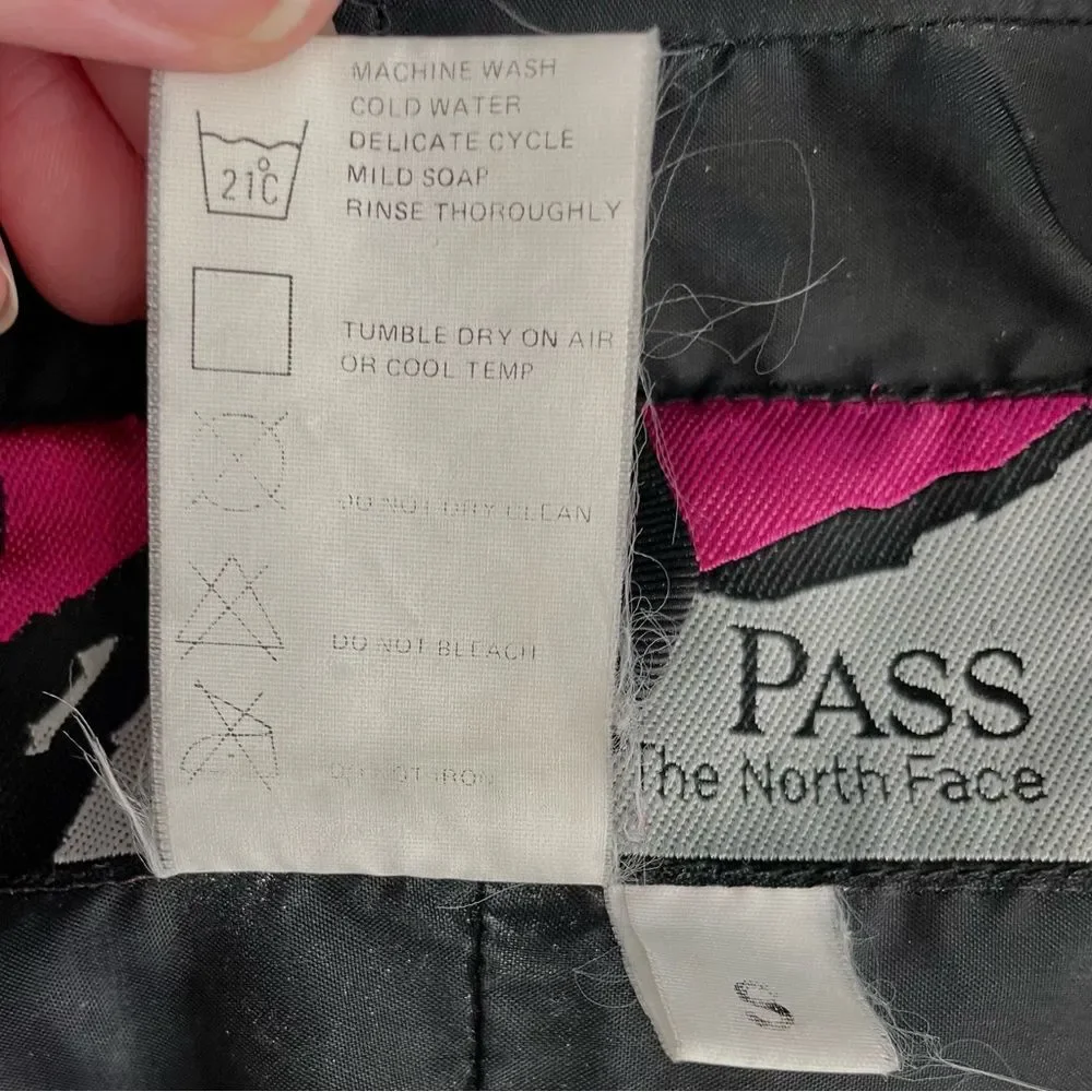 VTG Windy Pass Jacket Red Green Black North Face Anorak Pullover 80s